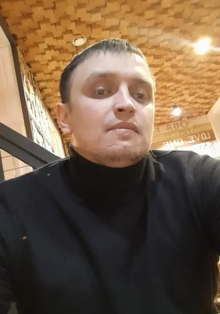 Александр из Добрянки, ищу на сайте знакомства без обязательств