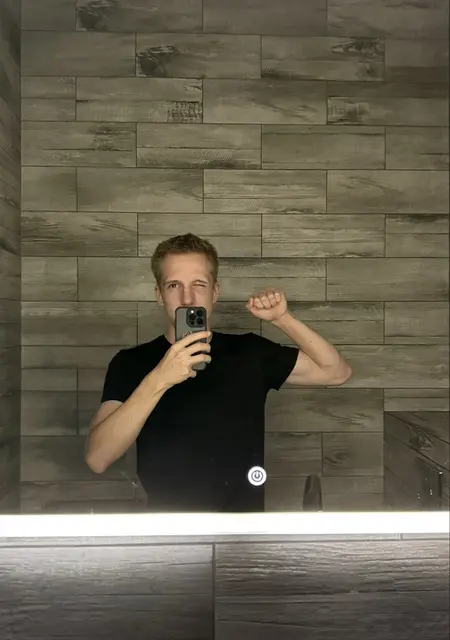 Евгений из Анапы, ищу на сайте знакомства на одну ночь