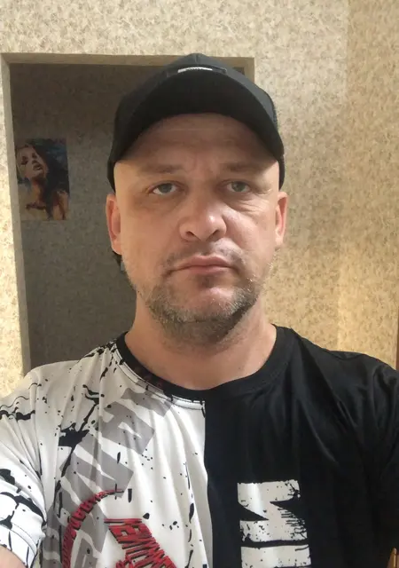 Николай из Новосибирска, мне 45, познакомлюсь для постоянных отношений