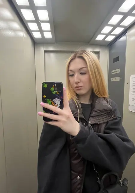 Настя из Москвы, ищу на сайте знакомства без обязательств