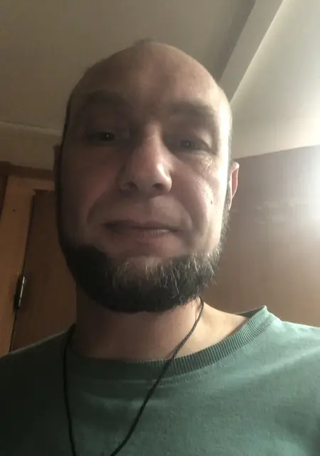 Виталий из Брянска, ищу на сайте дружбу