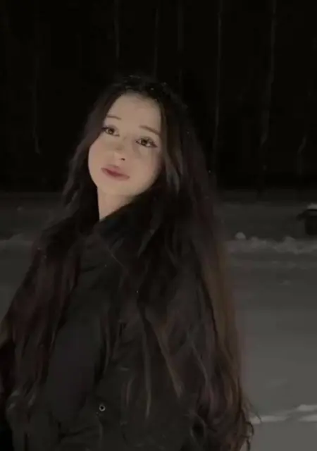 Я Поля, 19, знакомлюсь для вирта в Москве