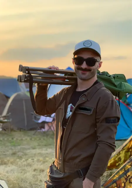 Я Эдгар, 34, из Москвы, ищу знакомства без обязательств