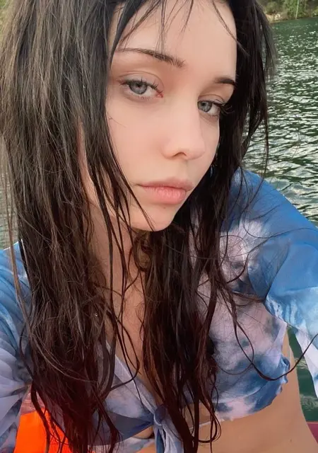 Я Дарья, 21, знакомлюсь без обязательств в Тюмени