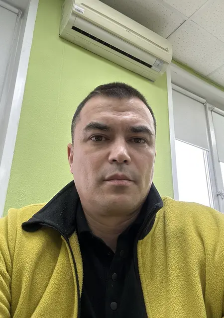 Валентин из Красноярска, мне 41, познакомлюсь без обязательств