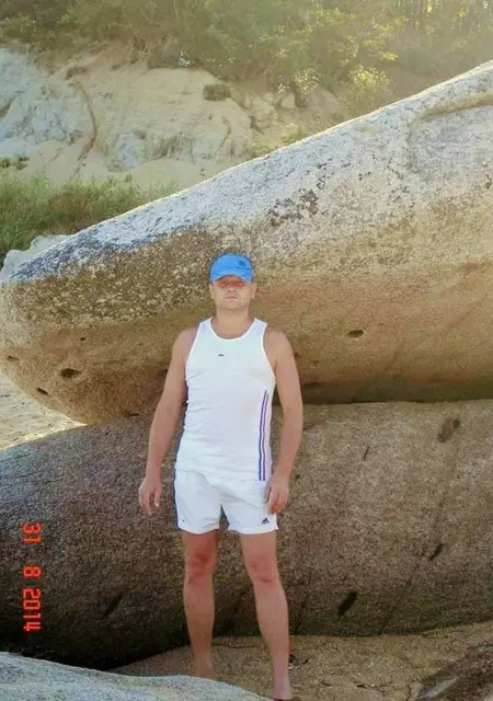 Khan из Кавалерова, мне 25, познакомлюсь на одну ночь