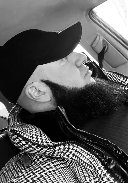 Я Александр, 43, знакомлюсь без обязательств в Москве