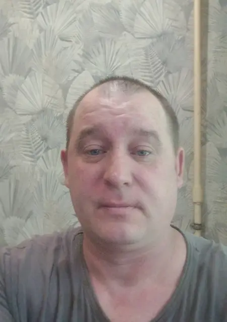Артем из Санкт-Петербурга, мне 38, познакомлюсь для дружбы
