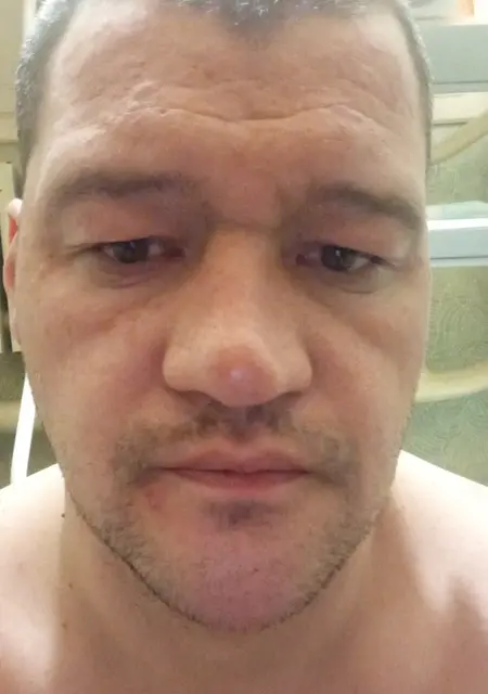 Я Anton, 33, из Мысков, ищу знакомства без обязательств