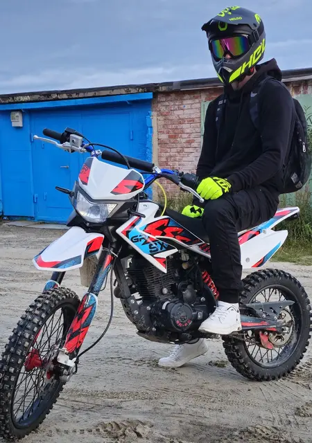 Я Дима, 30, знакомлюсь для приятного времяпровождения в Выборге