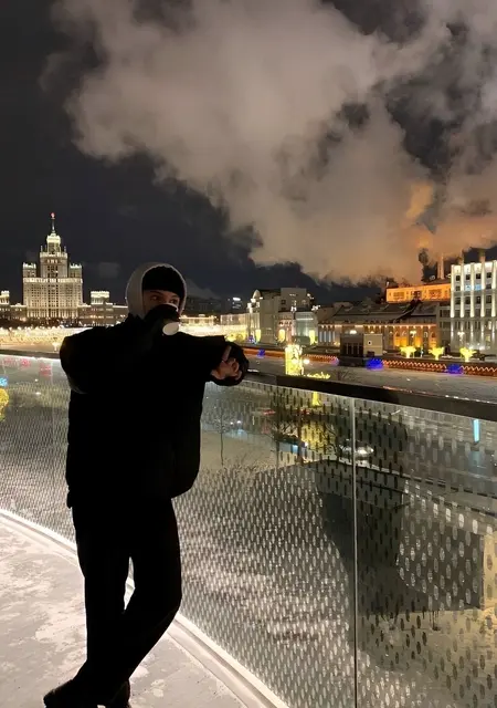 Я Alexander, 21, из Белгорода, ищу знакомство для открытые отношения