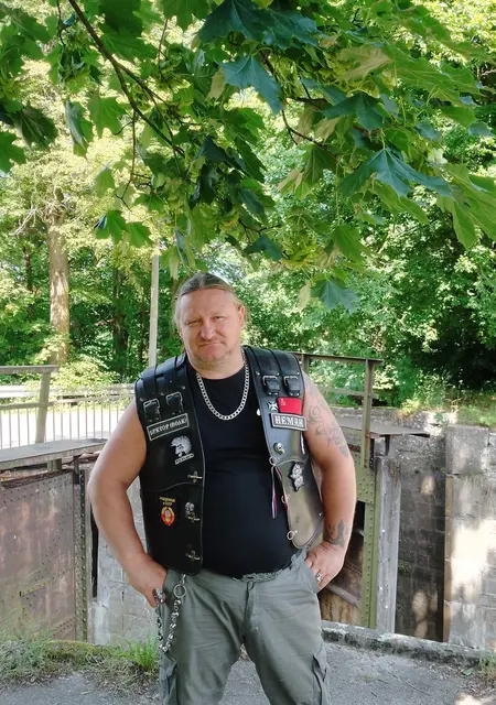 Я Виктор, 42, из Советска, ищу знакомство для общения