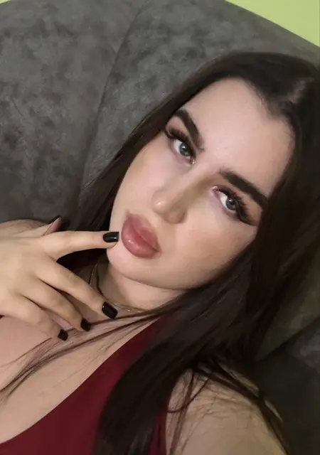 Мила из Самары, мне 22, познакомлюсь для общения