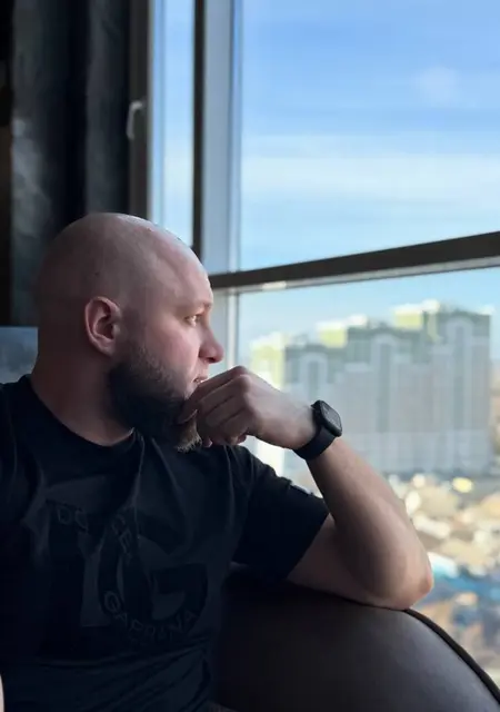 Я Глеб, 30, из Брянска, ищу знакомство для дружбы