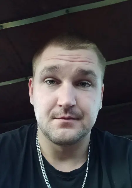 Сергей из Благовещенска, ищу на сайте постоянные отношения