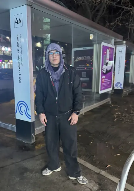 Бехруз из Раменского, мне 19, познакомлюсь для открытые отношения