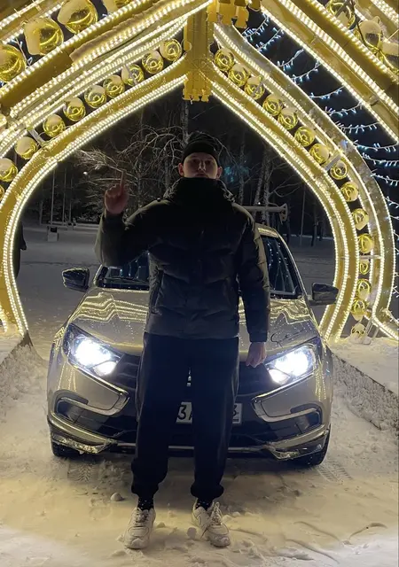 Влад из Санкт-Петербурга, ищу на сайте приятное времяпровождение