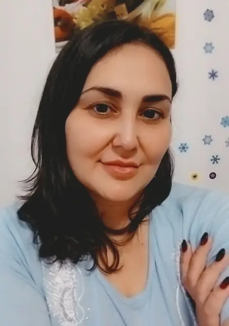 Элина из Новороссийска, мне 43, познакомлюсь для общения