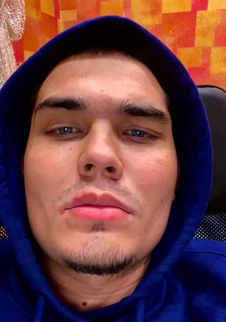 Алексей из Прокопьевска, мне 23, познакомлюсь для приятного времяпровождения