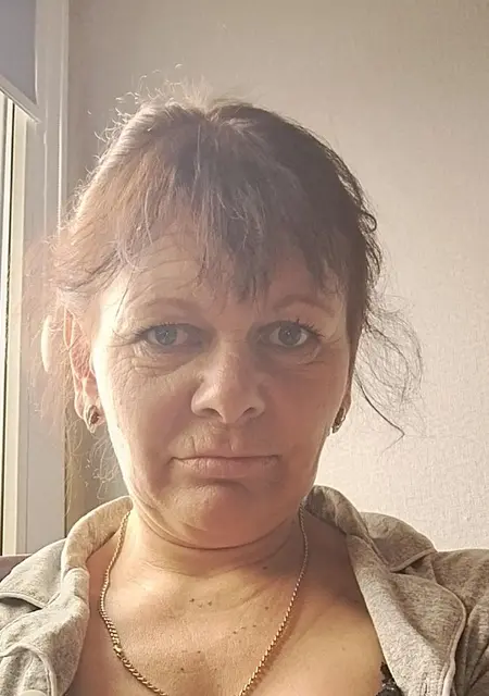 Елена из Москвы, мне 42, познакомлюсь на одну ночь
