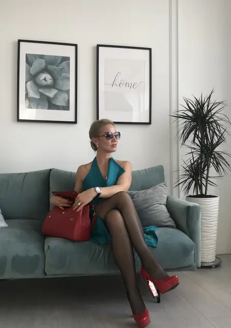 Я Юлия, 50, из Москвы, ищу знакомство для постоянных отношений