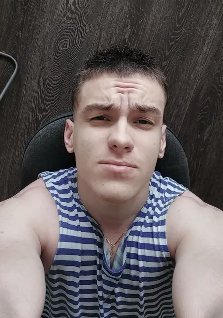 Я Александр, 24, знакомлюсь на одну ночь в Самаре