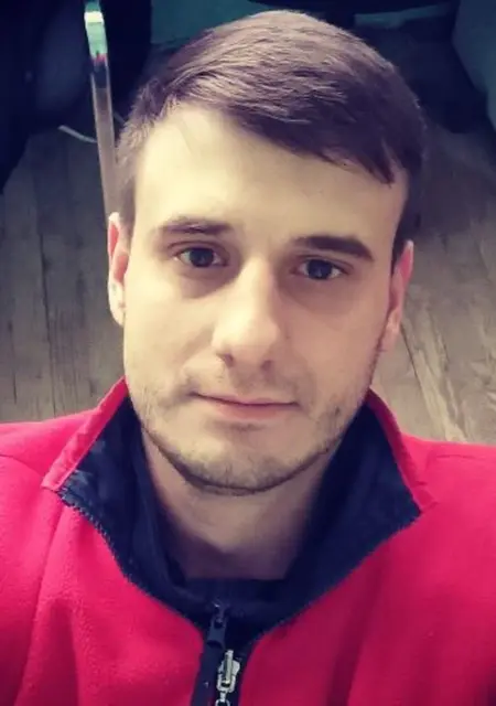 Я Артем, 31, из Брянска, ищу знакомства без обязательств
