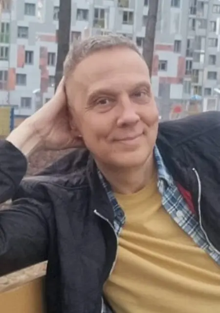 Константин из Перми, мне 45, познакомлюсь для открытые отношения