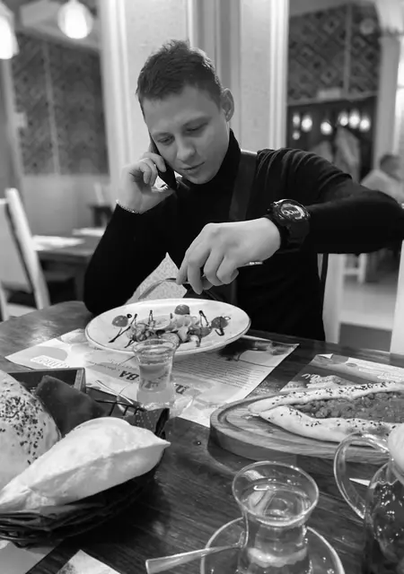 Я Daniil, 27, знакомлюсь без обязательств в Костроме