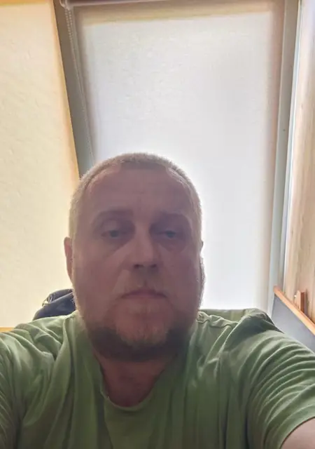 Сергей из Орла, мне 47, познакомлюсь для постоянных отношений