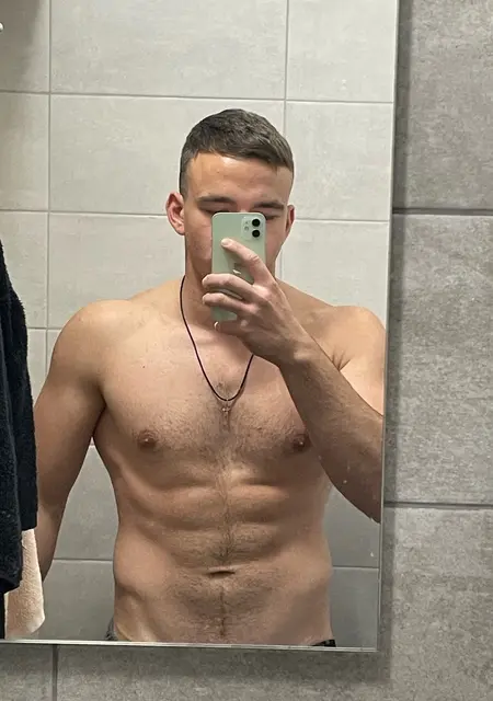 Я Danil, 22, знакомлюсь на одну ночь в Санкт-Петербурге