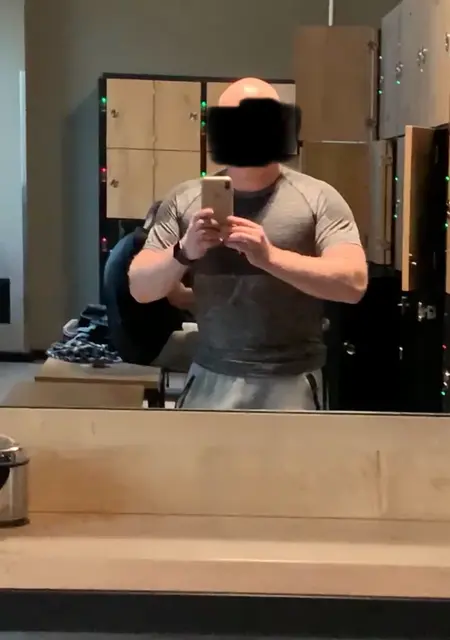 Max из Коврова, мне 41, познакомлюсь для приятного времяпровождения