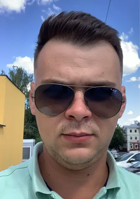 Я Глеб, 28, из Владимира, ищу знакомство для приятного времяпровождения