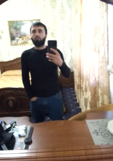 Ден из Пятигорска, ищу на сайте знакомства на одну ночь