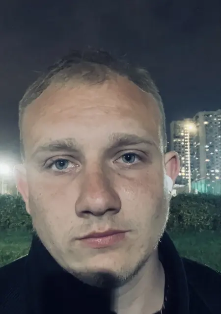 Кирилл из Калуги, мне 25, познакомлюсь для дружбы
