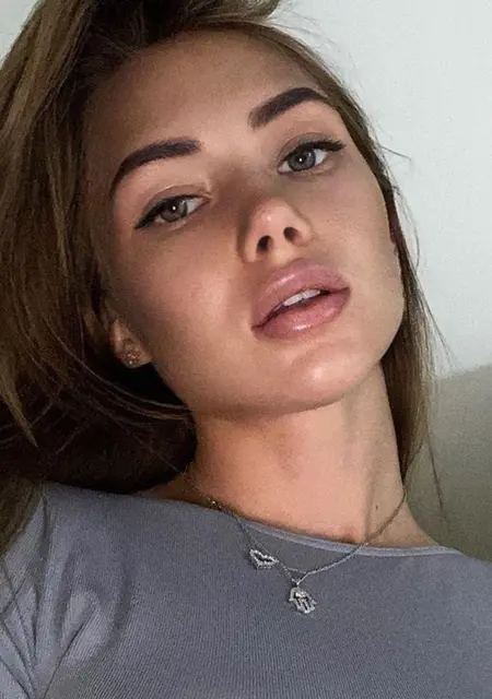 Дана из Воронежа, мне 27, познакомлюсь на одну ночь