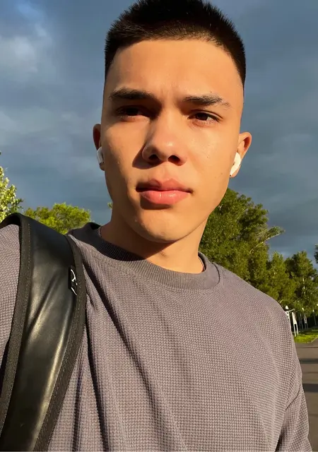 Я Rabbit, 20, из Абакана, ищу знакомство для приятного времяпровождения