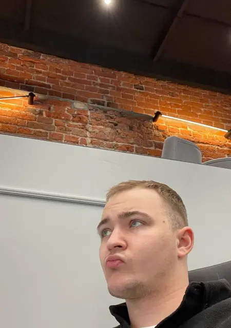 Даниил из Серпухова, мне 25, познакомлюсь для вирта