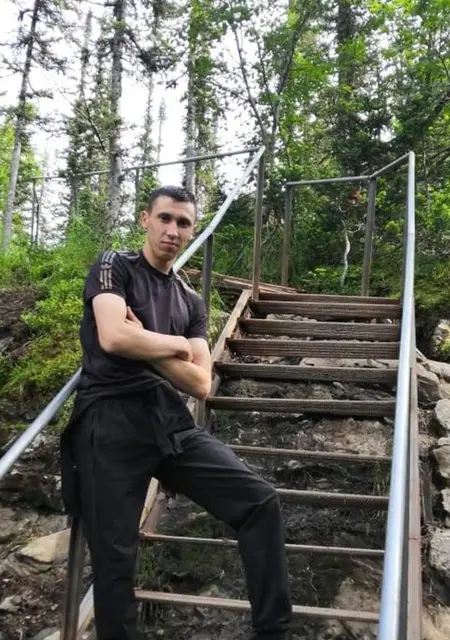 Я Игорь, 30, знакомлюсь без обязательств в Чебаркуле