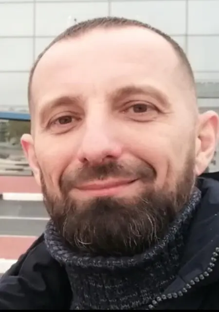 Макс из Иркутска, мне 41, познакомлюсь на одну ночь