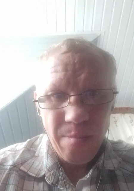 Я Павел, 45, из Александрова, ищу знакомства на одну ночь