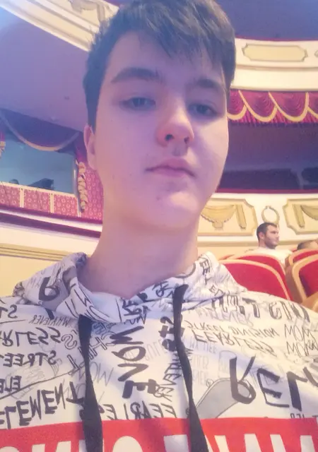 Данил из Саранска, мне 19, познакомлюсь для постоянных отношений