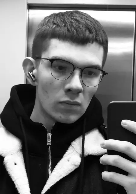 Я Степан, 19, знакомлюсь без обязательств в Новосибирске