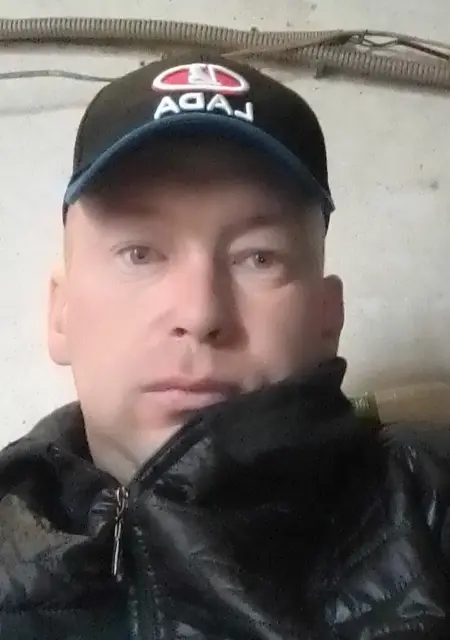 Я Гриша, 38, из Яранска, ищу знакомство для открытые отношения