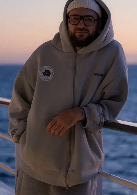 Я Pavel, 38, из Москвы, ищу знакомство для вирта