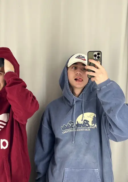 Я Айрат, 21, из Казани, ищу знакомство для общения