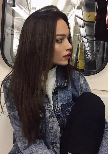 Я Кристина, 20, из Москвы, ищу знакомство для открытые отношения