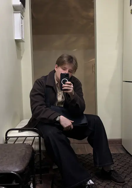 Я Павел, 21, из Кирова, ищу знакомства на одну ночь