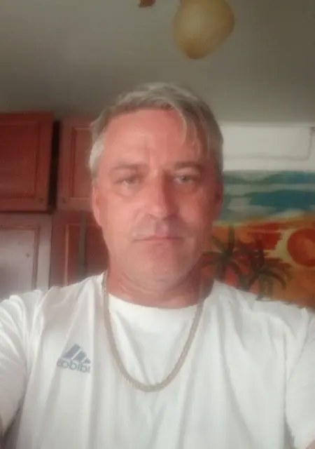 Алексей из Москвы, ищу на сайте знакомства без обязательств