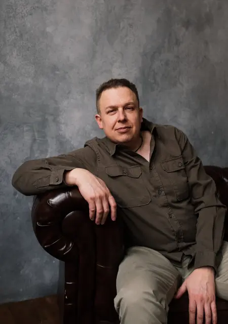 Илья из Смоленска, мне 45, познакомлюсь без обязательств